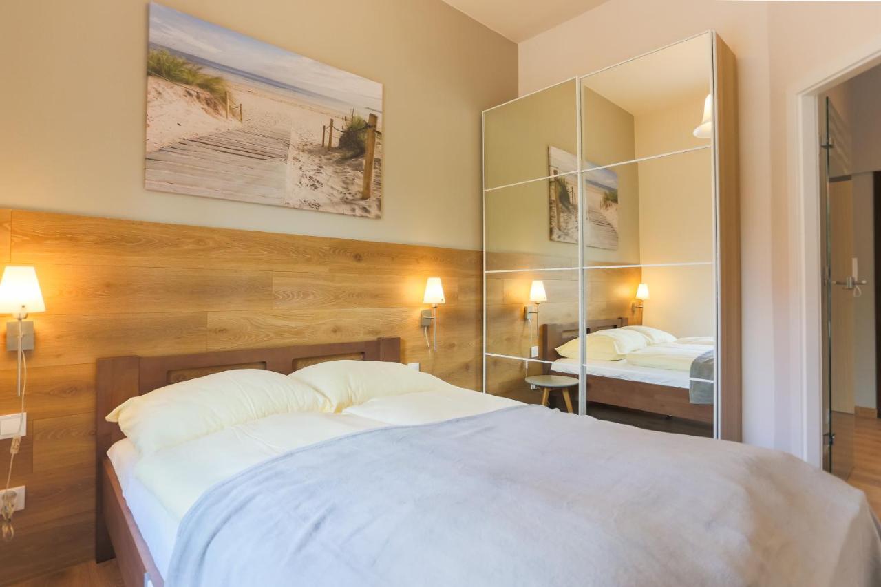 - Platan Tower Apartment