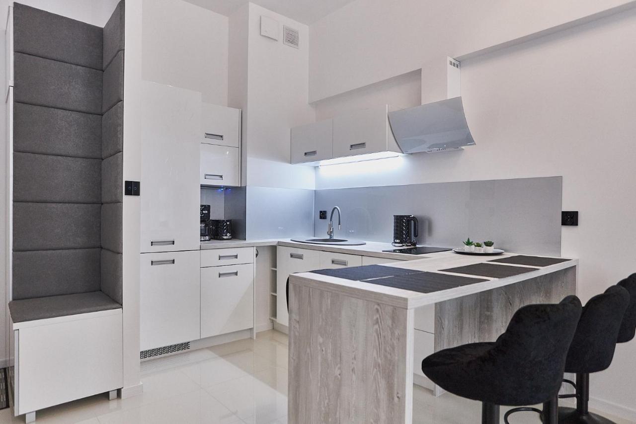 - Platan Tower Apartment